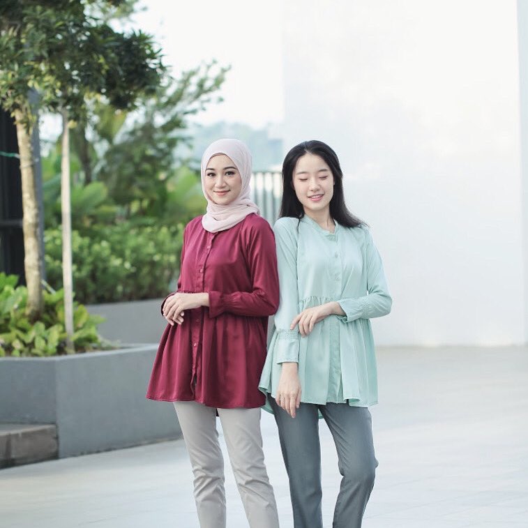 Modattiremy's tweet image. Kalau korang suka design yang labuh2, comel2 dan trendy, boleh la stalk online shop kami! Semuanya sesuai untuk bawa pergi jalan mahupun kerja, ada pocket untuk memudahkan korang simpan barang dan bf friendly juga!