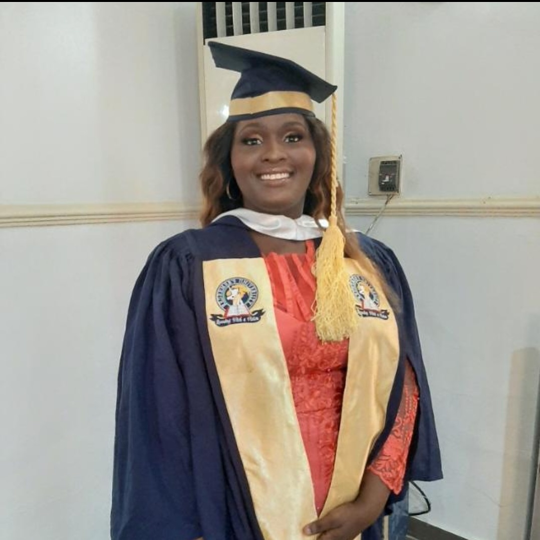 ekemini_sam's tweet photo. According to Pastor Gbenga Akosile, the Chaplain @RedeemersUni, he always says 'it is not how far, but how well' It has a word of encouragement for me during my stay in Redeemer's University at Ede in Osun State. #RUNVirtualConvocation 
#DanielGeneration2020 https://t.co/lZTWeW5Jdc