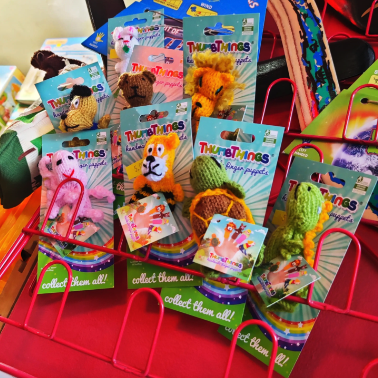 lionpuppet's tweet image. Come find us in Sewickley, Pennsylvania at Fun Buy The Pound, 406 Beaver Street! 
mtr.cool/plsuwkocvd