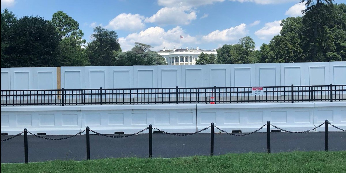 mmpadellan's tweet photo. Now we all know why trump chose to barricade himself in the White House behind a new perimeter of walls.

HE NEVER INTENDED TO CONCEDE.

HE KNEW HE WOULD LOSE. https://t.co/q2lQ6QQHDp