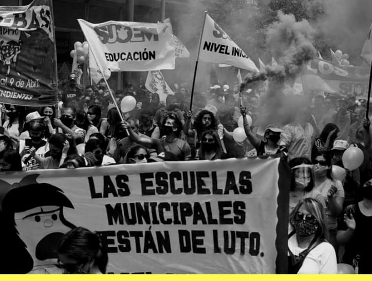 MarxLivre's tweet photo. El intendente @MartinLlaryora
 incrementó la desigualdad en el acceso a las oportunidades educativas y ha trabajado intencionalmente para incrementarlas. Los fondos d #Educación se destinaron a su Marketing Político
#NoAlCongreso #LlaryoraMiente 
@melifurman @OperttiRenato https://t.co/WUvwqGSJkb