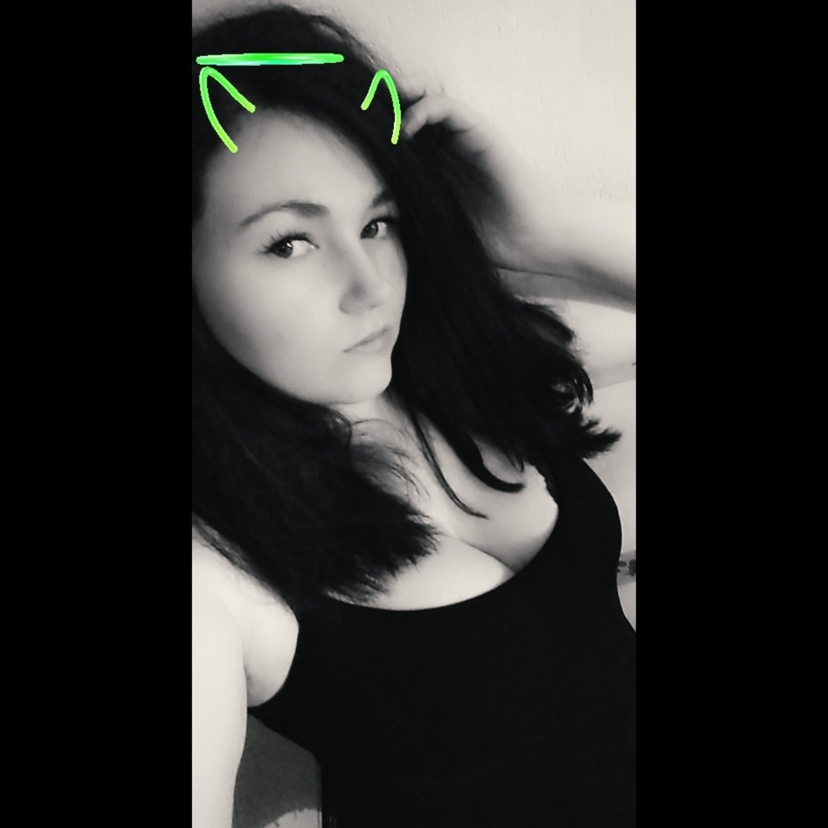 TrinasaurusRex_'s tweet photo. Re-uploaded because someone spammed it 😅

#scfilter #me #selfie #happy  #blackandwhite #blackandwhitephoto #love https://t.co/gjxTCJnndx