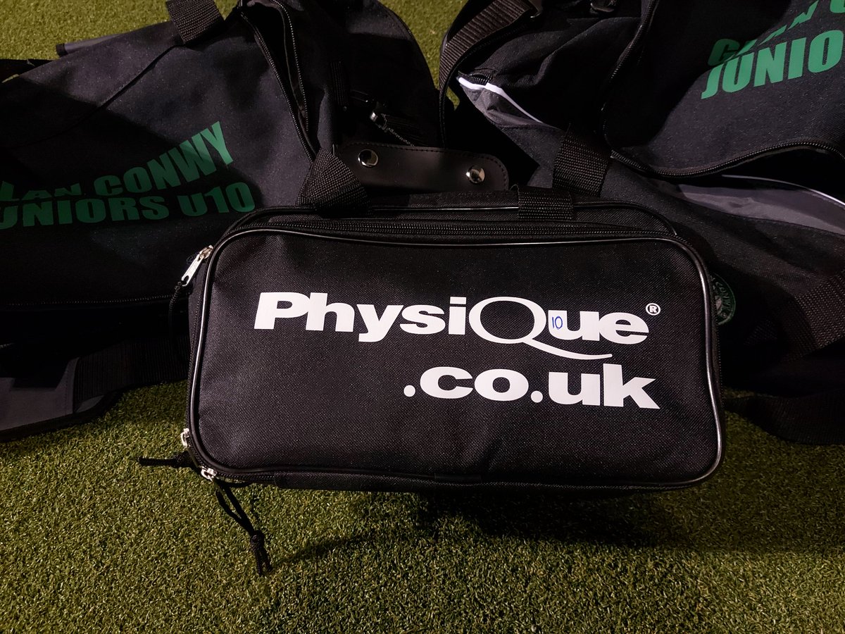juniors_gc's tweet image. For any aches, pains, Diagnosis and treatment of injuries or just 
Improving health and fitness please give them a call on 01492 338 262.

#peakphysio #thefutureisbrightitsgreenandwhite #gcjuniors #greenandwhitearmy
