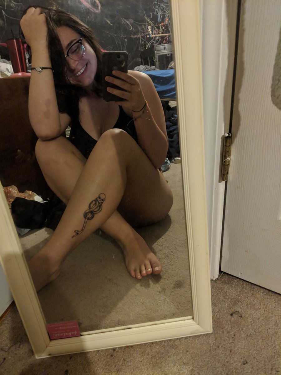 AshRowyn's tweet image. onlyfans.com/ash_rowyn