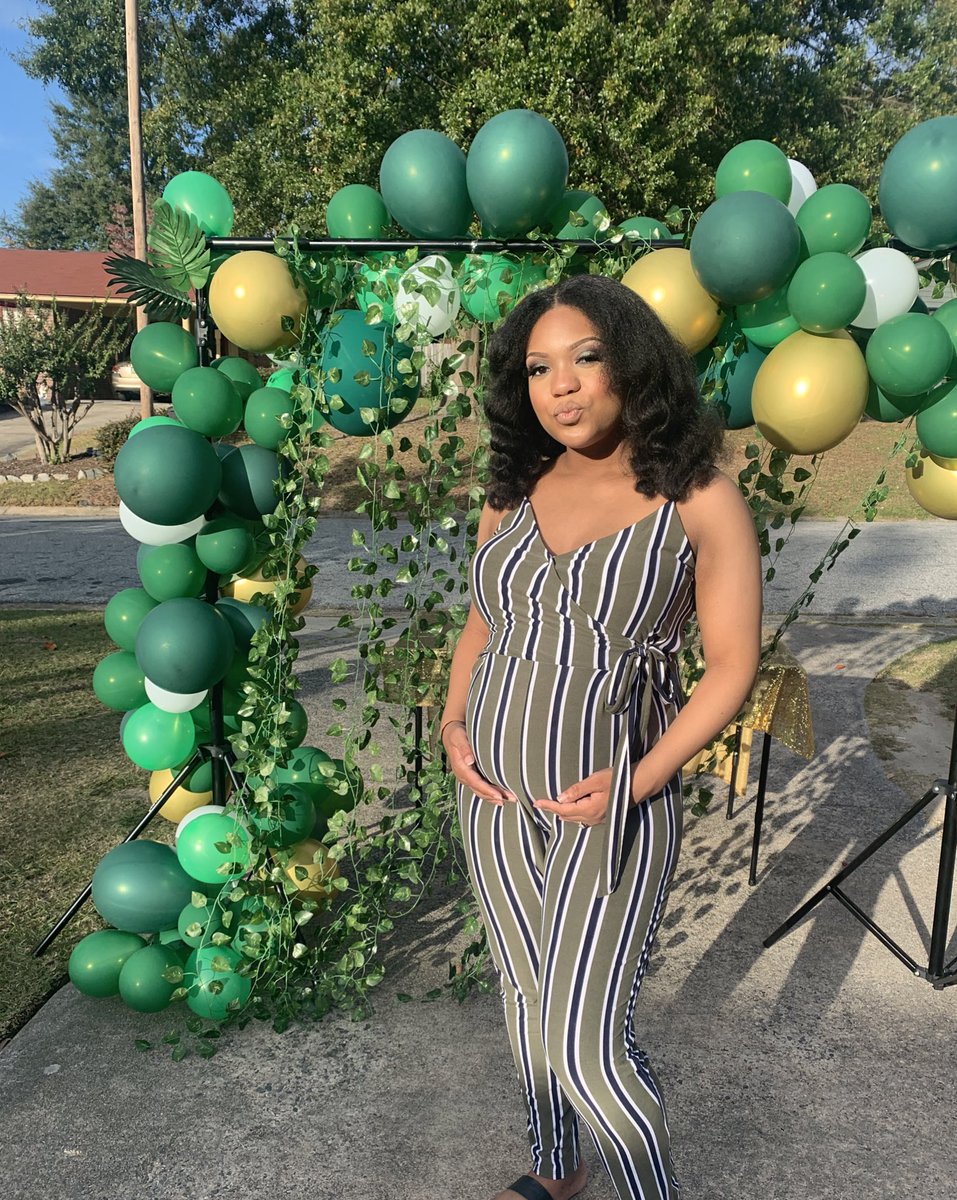 shanr__'s tweet photo. I forgot to post my bday/baby shower pictures on here���� https://t.co/RDt9OuM9bd