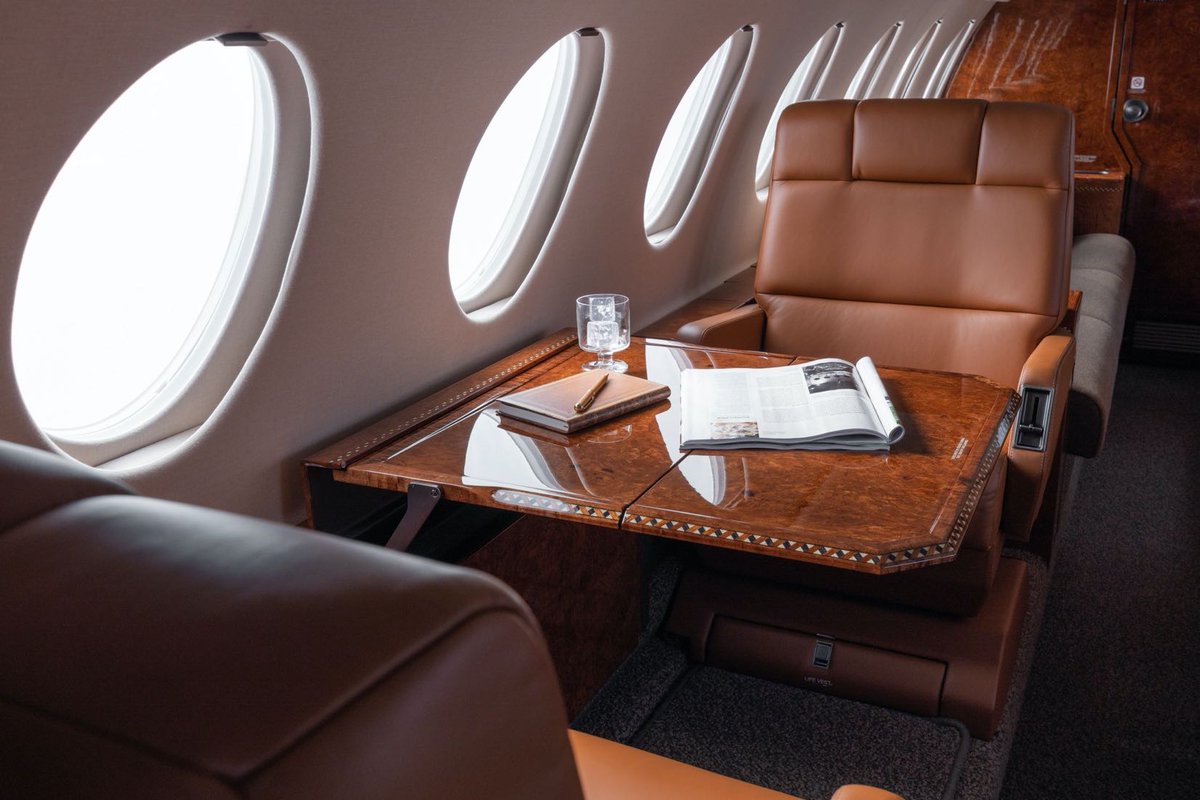 BusinessAir1's tweet photo. 2000 #Dassault #Falcon50EX
Make Offer → https://t.co/6o6w8Ud3YT
• Professionally Maintained and Flown
• Excellent Pedigree
• 2019 Duncan Paint &amp; Interior
• FANS/CPDLC/ADS-B Out
• Proline 21 w/ Synthetic Vision on CASP
• Engines on MSP
#JetForSale #AircraftForSale https://t.co/iaoO1FkMcc