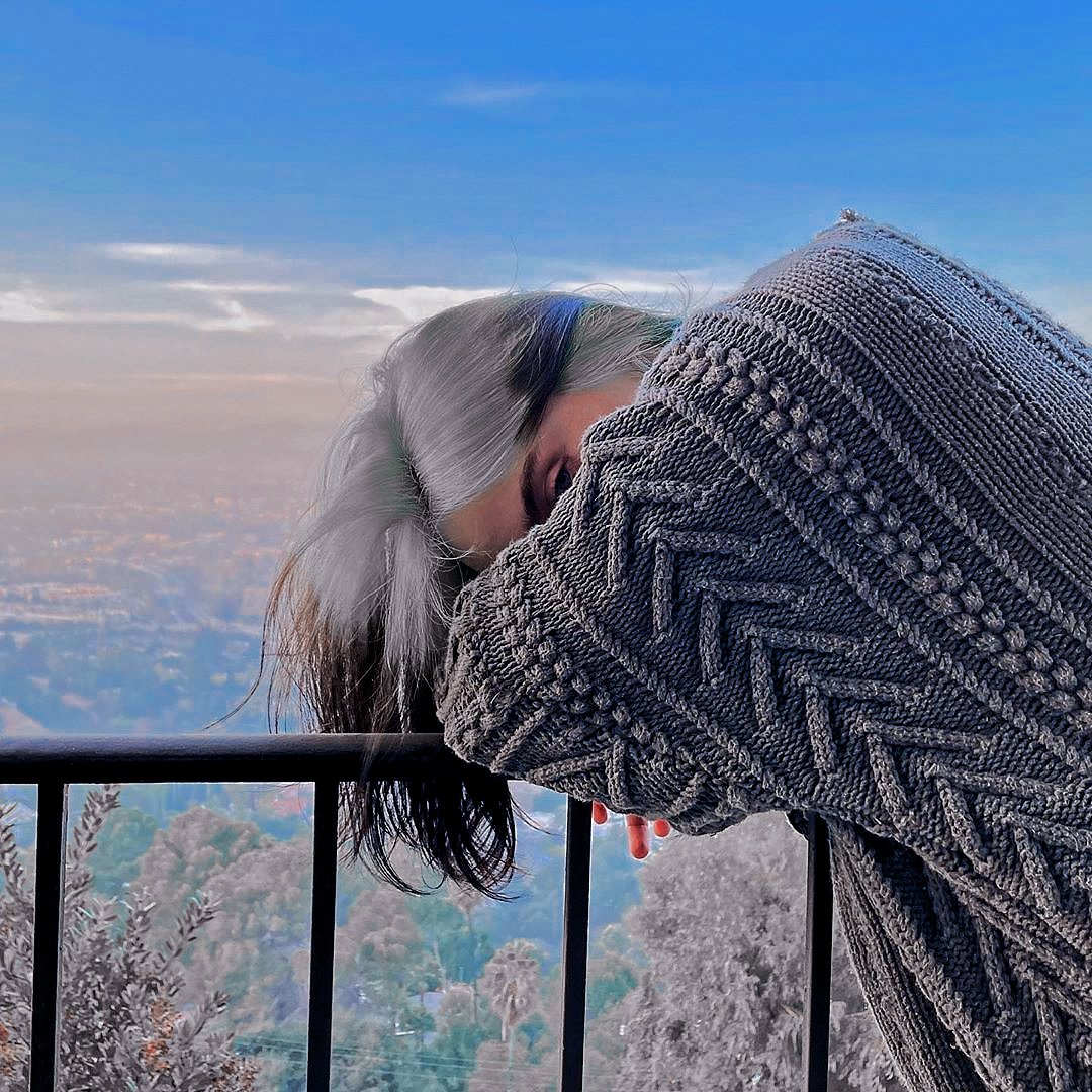 adesroras's tweet photo. Karım diye demiyorum çok güzel hatun maşallah 🤤
#billieeilish https://t.co/vfdDaLzpE8