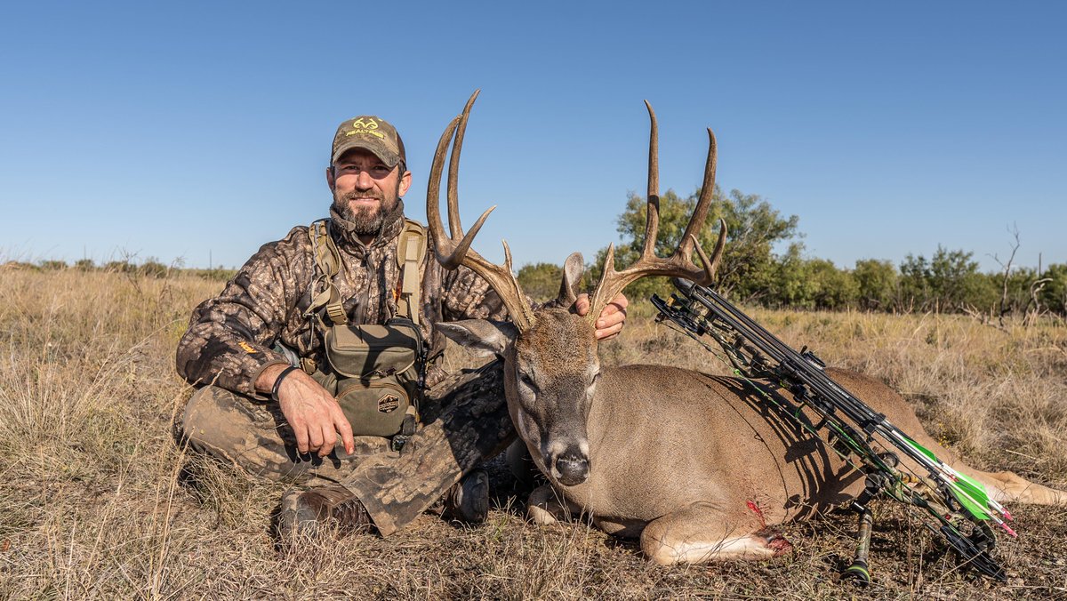 ScentCrusherCo's tweet photo. Please help us congratulate Kip from Red Arrow  on his 9 point buck!! 🦌 Way to go Kip!

#scentoffgameon #scentcrusher #hunting #gonehuntin #bowhunter #deerhunter #bowhuntinglife #bowhunting #whitetail #huntingislife #youstink #scentcontrol #odorcontrol 
 
https://t.co/kZ5pxQej8Q https://t.co/CqIrWC5qYi