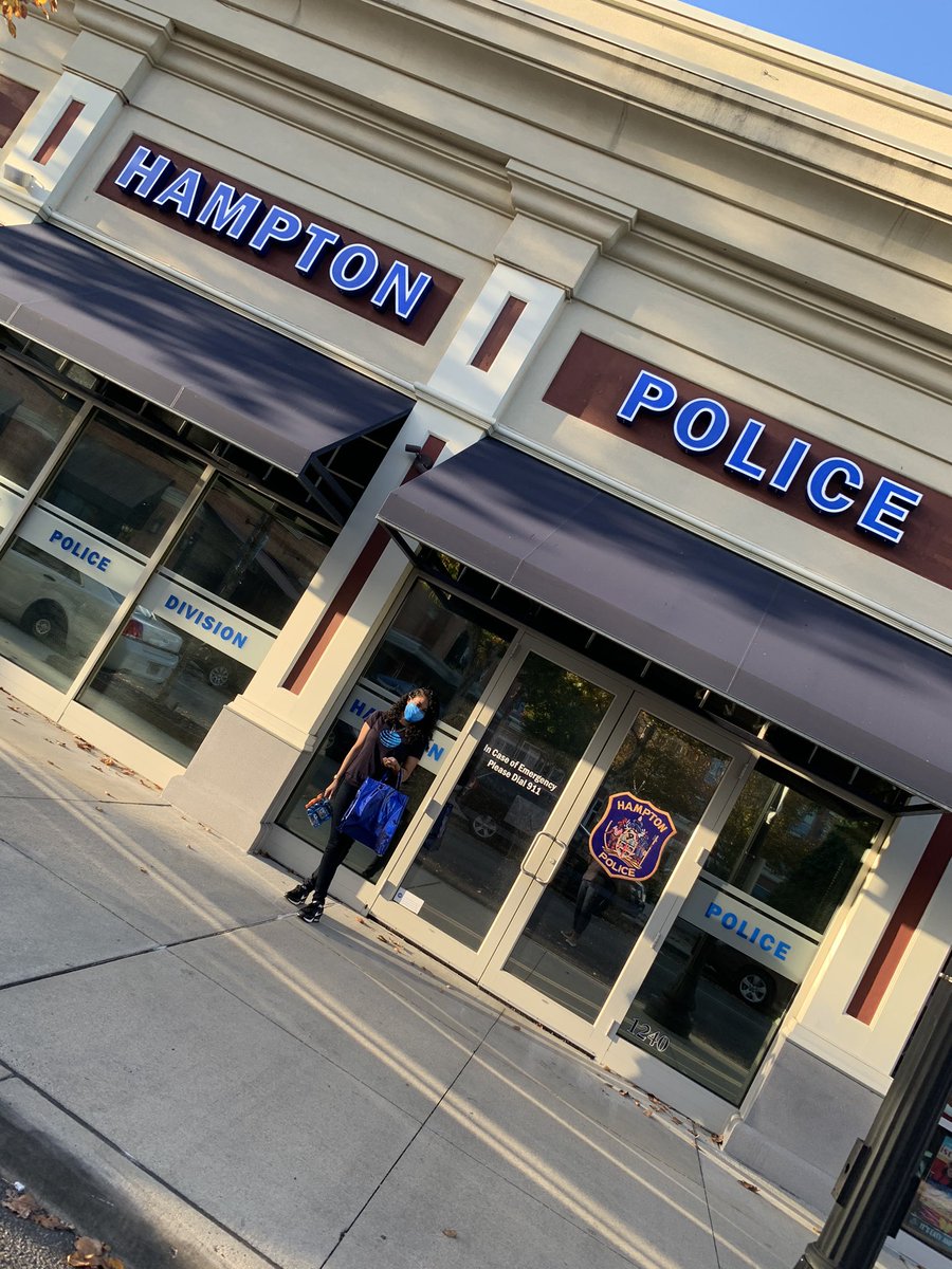 TanyaOkonkwo's tweet photo. Getting out of the store on this beautiful Tuesday visiting our first responders and businesses!! #winlocal #attemployee #sevencityslayers #dawgpound #midatlantic @Rosaliaaah @Brando8905 @cjay0908 @DaleB1 @404girl https://t.co/f1zEqKCchd