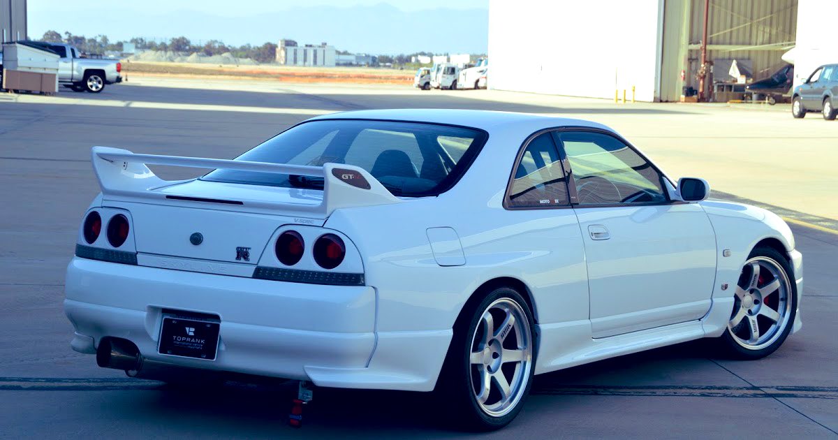 SR34gtr's tweet photo. R33 skylines don’t get enough love‼️ #R33 #skylike #GTR https://t.co/uSEjx79RPG