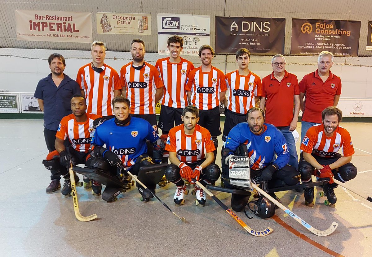 🎤 Avui a <a href="/xocdestics/">xoc d'estics</a> de @LANOVA_radio #OKPlata SUD
👉 El <a href="/chpsantfeliu/">CHP Sant Feliu</a> aconsegueix la 1a victòria. Entrevistem el bigolejador <a href="/PolVilla35/">Pol Villa</a> 
👉 L'<a href="/HCAlpicat/">HC Lleidanet Alpicat</a> cau 4-1 a <a href="/AlcoyPas/">PasAlcoy</a>. Escoltem F.Formatjé
👉 <a href="/ClubPAlcobendas/">Club Patín Alcobendas</a> i <a href="/amunthoquei/">C. d'E. Arenys de Munt Solartradex</a> segueixen al capdavant. 
lanovaradio.cat/xocdestics31