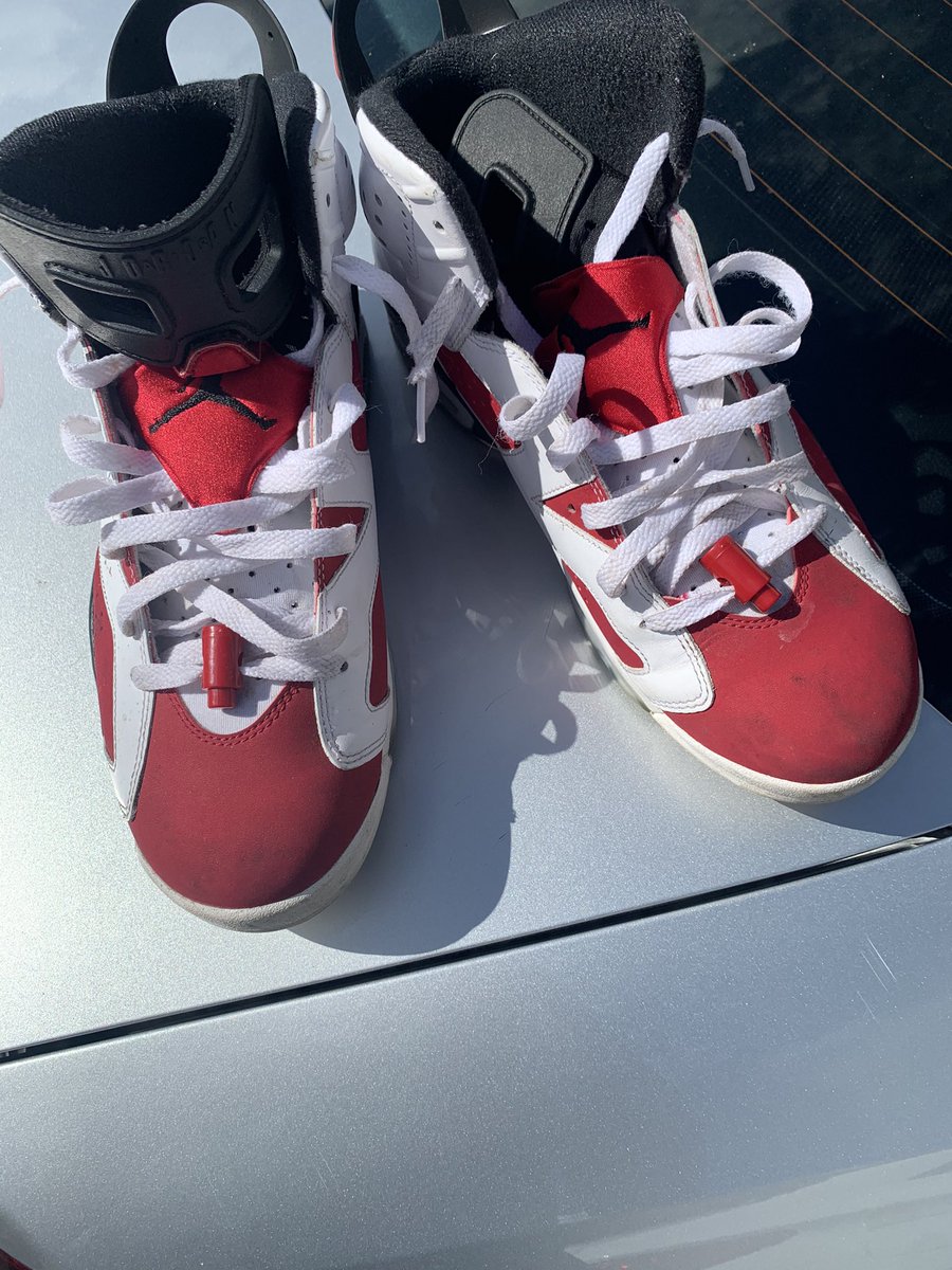 SoufSideShaad's tweet photo. Y’all get @soakysolez for your shoe cleaning/restoration needs 👟🧼. That boy Dre too fye with it 😤💯

Before.                            After https://t.co/vCD1IzI9do