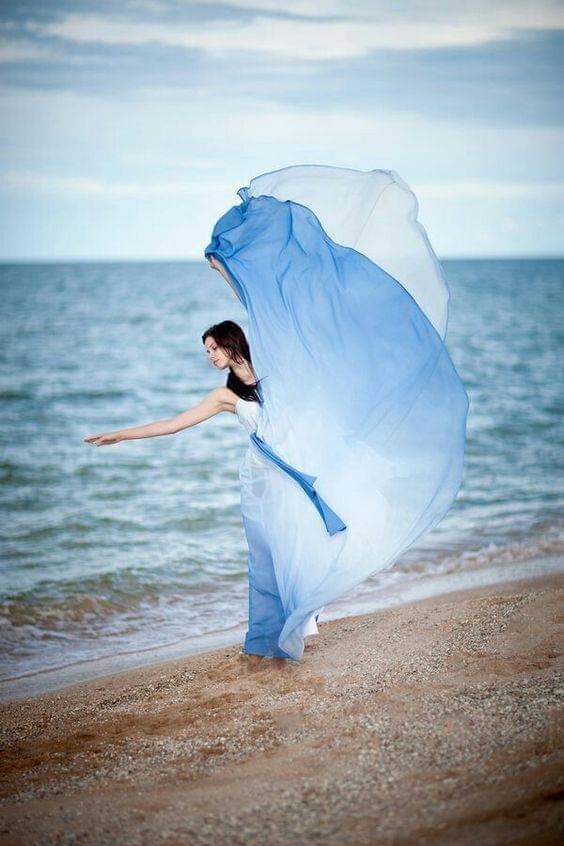 Lore 🇨🇷 tweet media