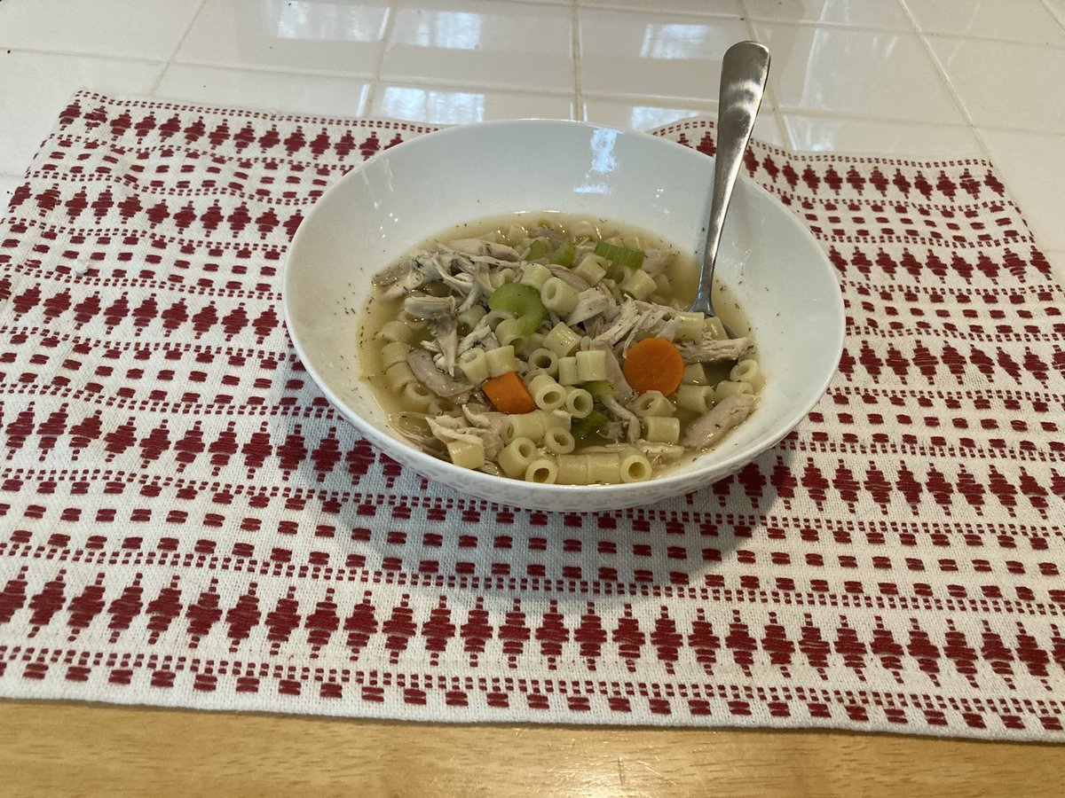 erroneousdetail's tweet photo. homemade chicken noodle soup from scratch. #winningdinner https://t.co/Yu8XhRw1MB