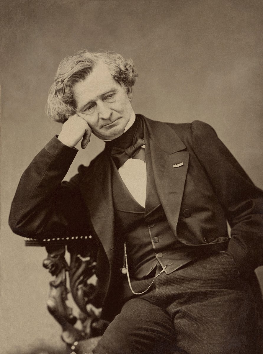 SAOFUNAM's tweet photo. "Las principales características de mi música son la apasionada expresión, el intenso ardor, la animación rítmica y los cambios inesperados"
Hector Berlioz

Un #MomentOFUNAM con Massimo Quarta
#VivealaOFUNAM
🎬 Sinfonía Fantástica.
https://t.co/AsNcEPLuFX https://t.co/RGm177lGtA