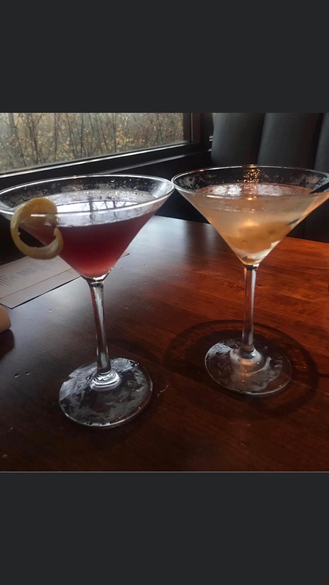 CoachSN14's tweet photo. Cheers to 20 years! #JAlexanders https://t.co/SpJwQySxRZ