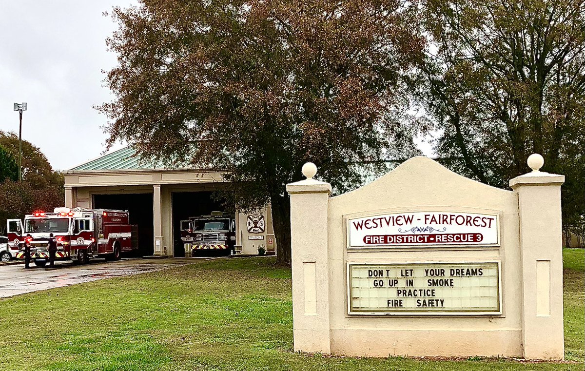 scfirefighters's tweet image. BIG thanks to @FireWestview and Station 2 for hosting our monthly Executive Committee meeting! We had a great meeting with 27 attendees to include 4 neighboring fire departments #SCSFA #ServingSCFirefightersSince1905 #firefighternews
