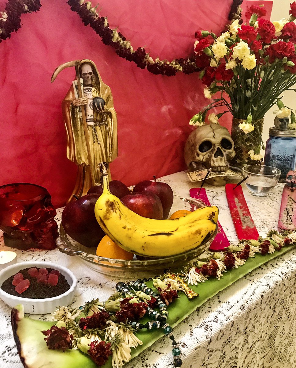 Poppa__Capp's tweet photo. #aztecgoddess #azteca #witchcraft #mexicas #indigenous #lasantisima #holydeath #saintdeath #motherdeath #madremuerte #ourladyofdeath #bonylady #witchesofinstagram #mesoamerica #nahuatl #witch #witchy #deathgoddess #santamuerte #santisimamuerte #laflaca #santamuertedevotee #spells https://t.co/nSG7P2iZzM