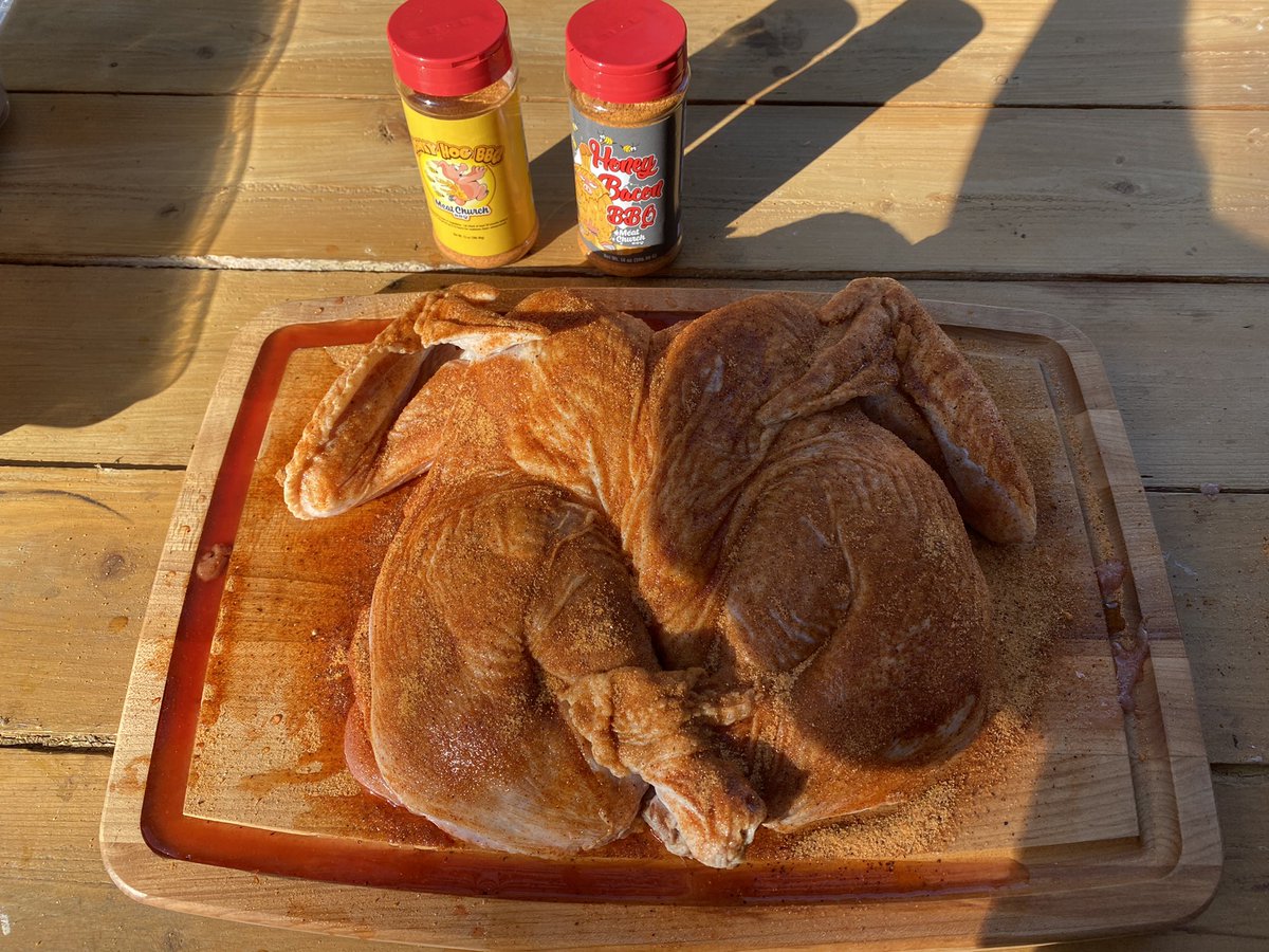 Mikeg0326's tweet photo. Pre-thanksgiving trial run @MeatChurch @TraegerGrills https://t.co/zjCrJRI96n