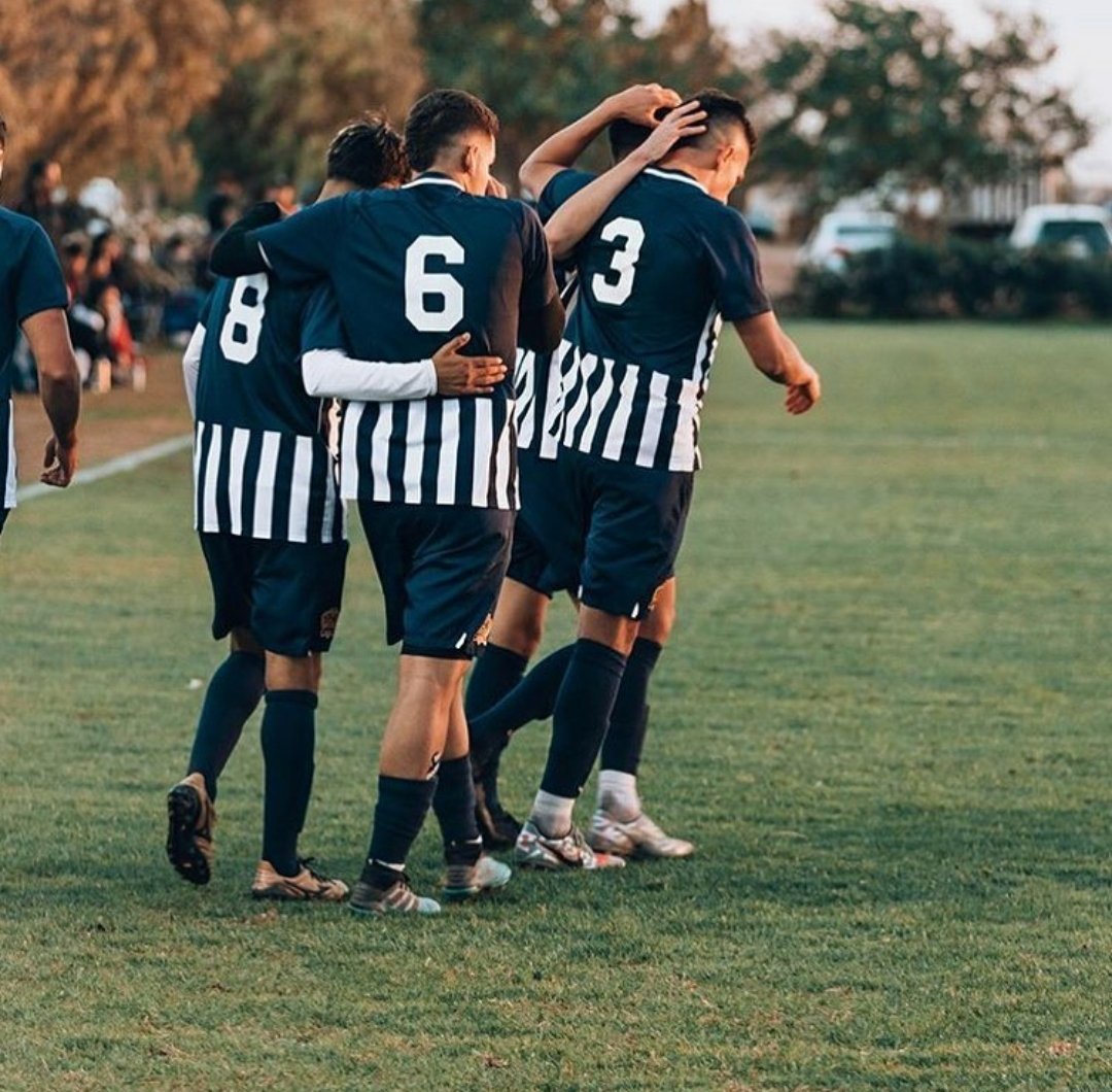 UPSLsoccer's tweet photo. #UPSLSpring20 MVP @gustavovargas96 scored the game-winner over the weekend against @FCArizonaSoccer 🔥

The goal was Vargas' first of the #UPSLFall20 season for #OlympiansFC 🥇

📸: @jamie_gro

#UPSL #Arizona https://t.co/waHCx13kZJ