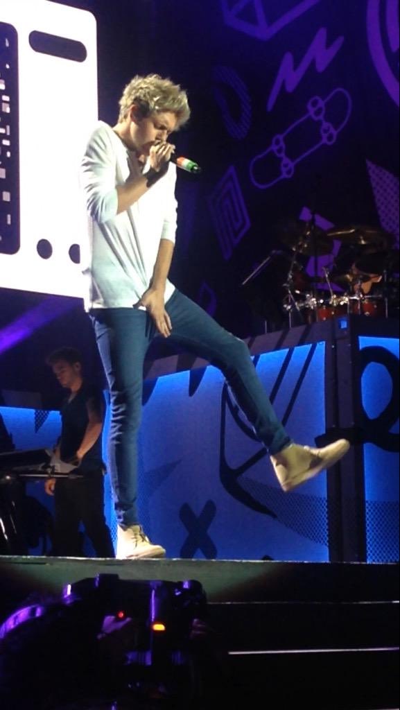 49. niall’s or harry’s signature during better than words?