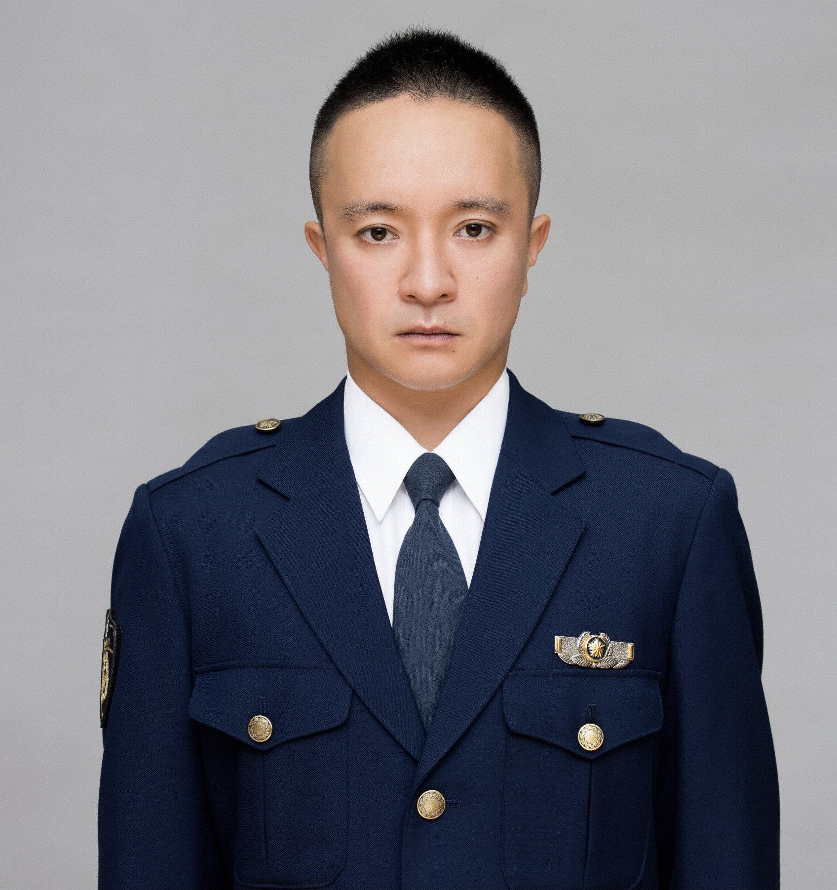 公式 教場 21年1月3 4日放送決定 新たなキャスト解禁です 風間教場の生徒 鳥羽暢照 役を濱田岳さんが そして 副教官見習い 田澤愛子 役を松本まりかさんが演じてくれます 新たな風を吹き込んでくれて とても魅力的なお二人