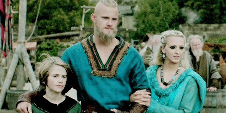 Vikings Brasil on X: Bjorn não deveria ter se separado de Torvi.   / X