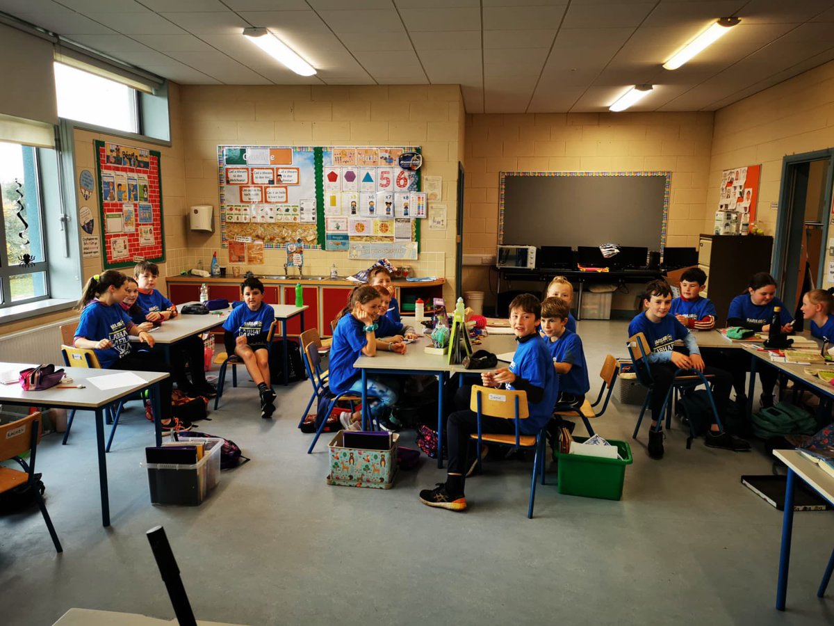 gaelscoildurlas's tweet photo. Gaeilge 24 ar siúl inniu....Ní hamháin Gaeilge á labhairt ar scoil don lá...ach sa bhaile is sa chodladh!! Iontach ó Rang 5 is 6 🙌 seisiùn HIIT fiú trí Ghaeilge!💪🏻@CnaG @GaelLinn @CoggOid @Gaeloid @ThurlesHour #baintriailas #cuplafocal #Gaeilge24 https://t.co/Kcn7xvDaP7