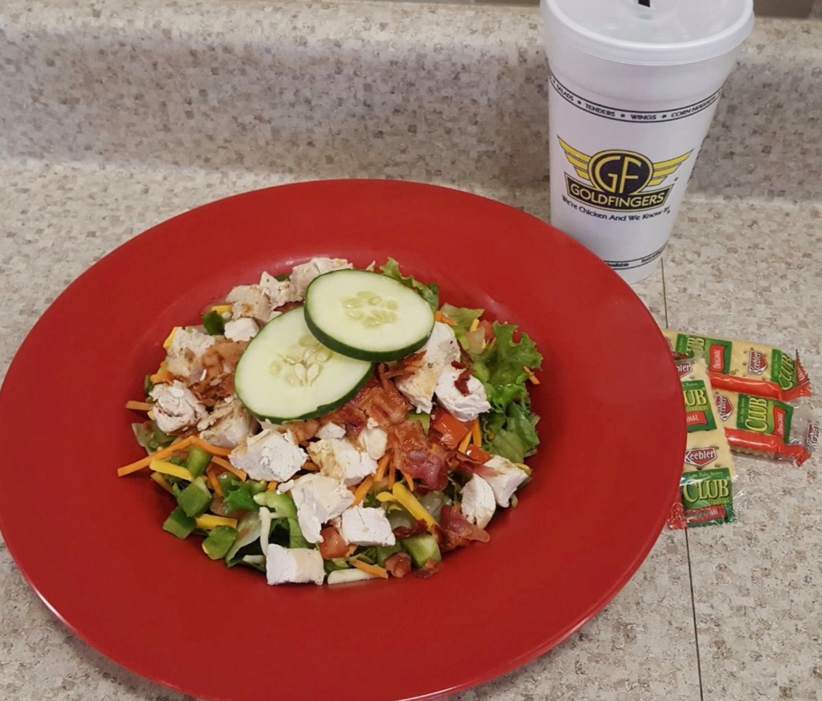 GFSaraland's tweet photo. THE BEST SALAD IN TOWN! 🥗 Stop by Goldfingers Saraland for a fresh salad featuring our GOLDEN tenders. Did you know you can get them fried or grilled! 🐔 #GoldfingersSaraland https://t.co/jOi6J3WmJG