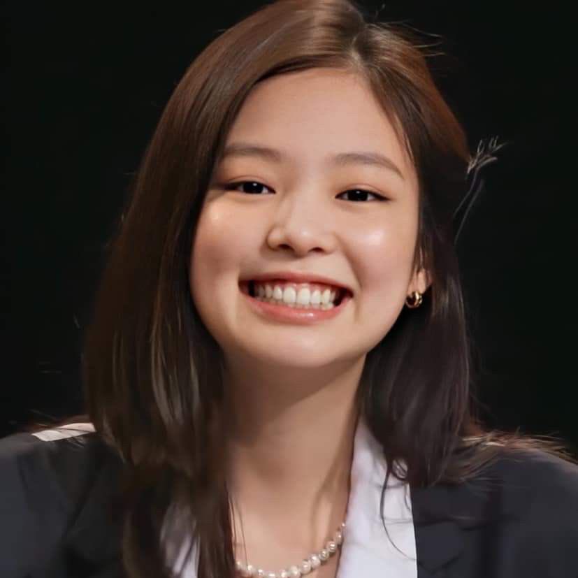 I'm so obsessed with her smile