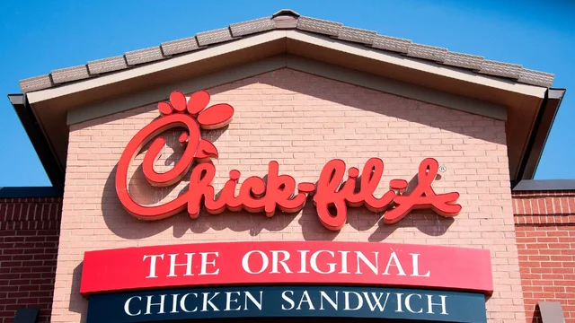 shongables's tweet photo. Chikn Thief: Police arrest Georgia woman pretending to be FBI agent to get free Chik-Fil-A.
@CBS46 https://t.co/6tPlVipWNs