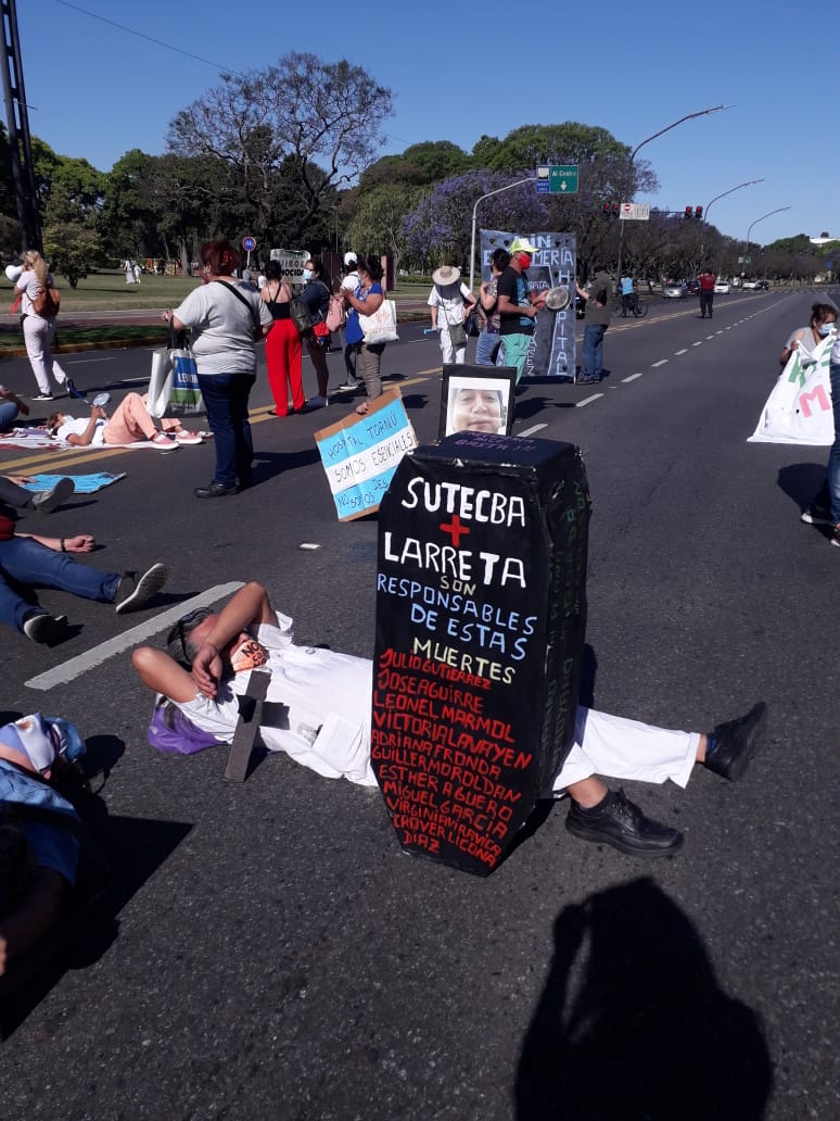 VeryLandy's tweet image. Larreta los Licenciados en enfermería SOMOS PROFESIONALES DE SALUD. Sueldo digno ya! @horaciorlarreta @FernanQuirosBA @alferdez @alferdezprensa @SantoroLeandro @Solanopo @carlavizzotti @ginesggarcia