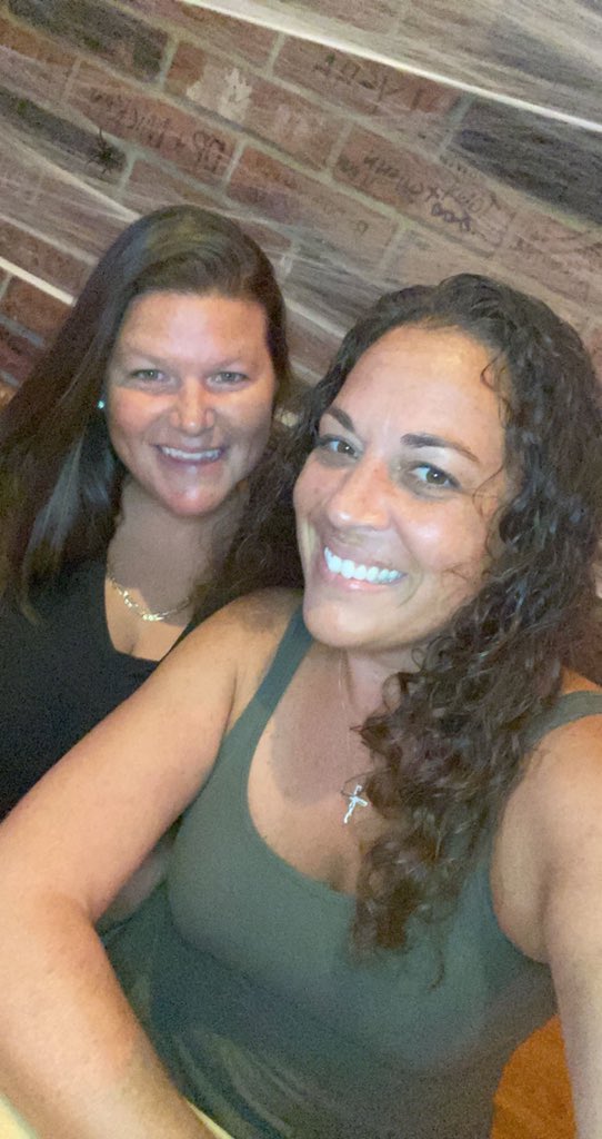 Katie Lowrey tweet media