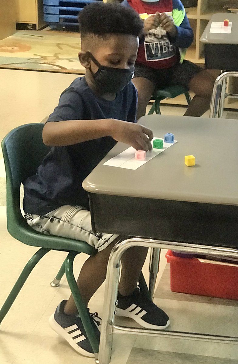 headstarttisd's tweet photo. “I can give one more than a given number”  is what we learned today using 10 Frames in Ms. Ledesma’s Class. If we don’t know the #, “We touch and count!” said the class in unison. #HSStrong @TylerISD @BellTylerISD https://t.co/CjCk1ay570