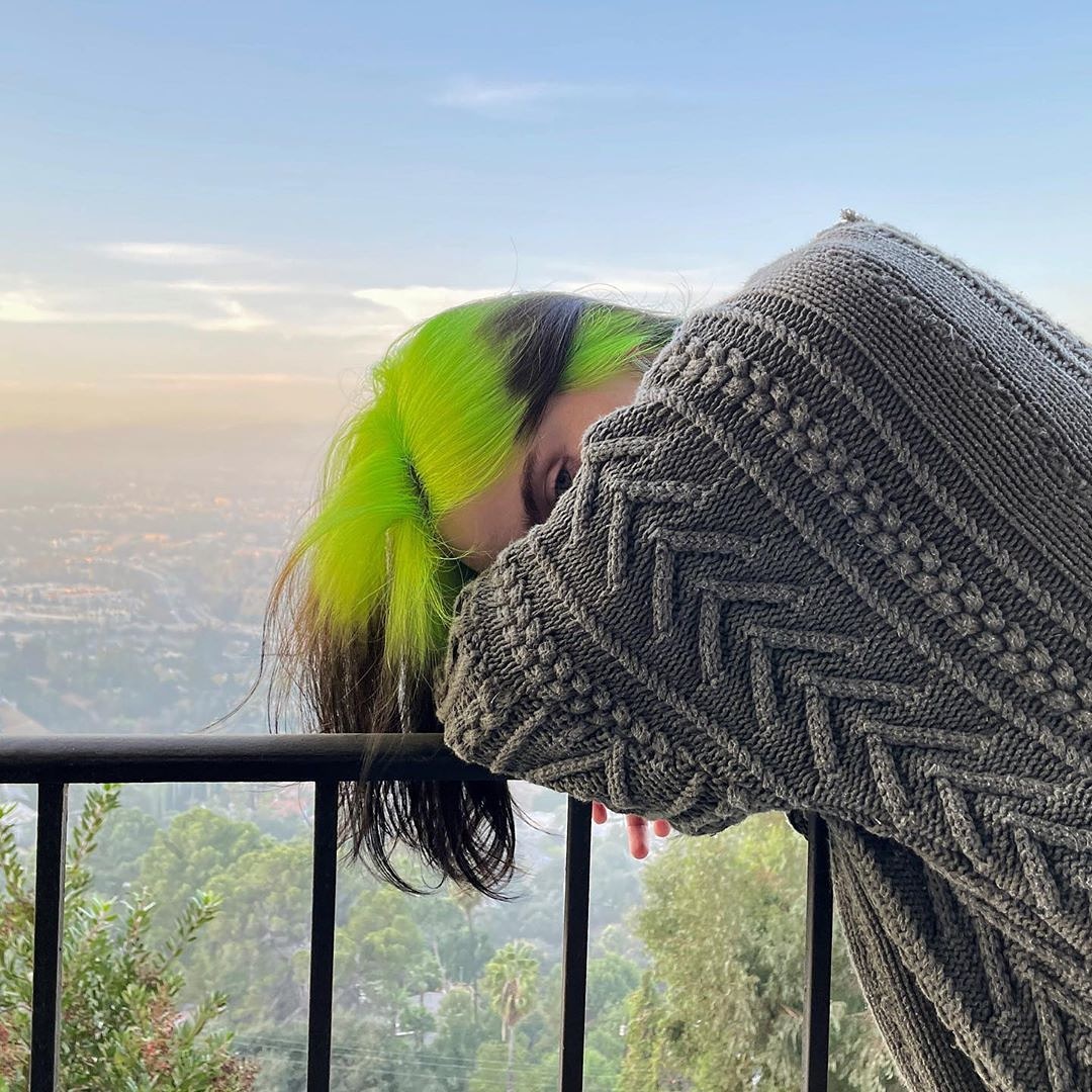 BiIlieEilishARG's tweet photo. 📷 | "Tu mundo es un ideal"

Billie ha publicado estas fotos en Instagram {billieeilish} https://t.co/usciZXGC08