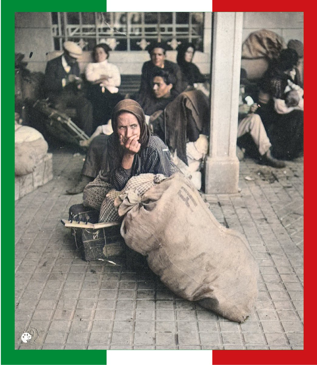 Comites_LP's tweet photo. La nostra storia a colori 🇮🇹 🇦🇷
📸Una mujer espera con su equipaje en el Hotel de Inmigrantes, 1910.
Archivo General de la Nación. Inventario 155756
(Para obtener los colores se utilizó un software de Inteligencia Artificial que determina los tonos y el color aproximado) https://t.co/51JpW7Jyy4