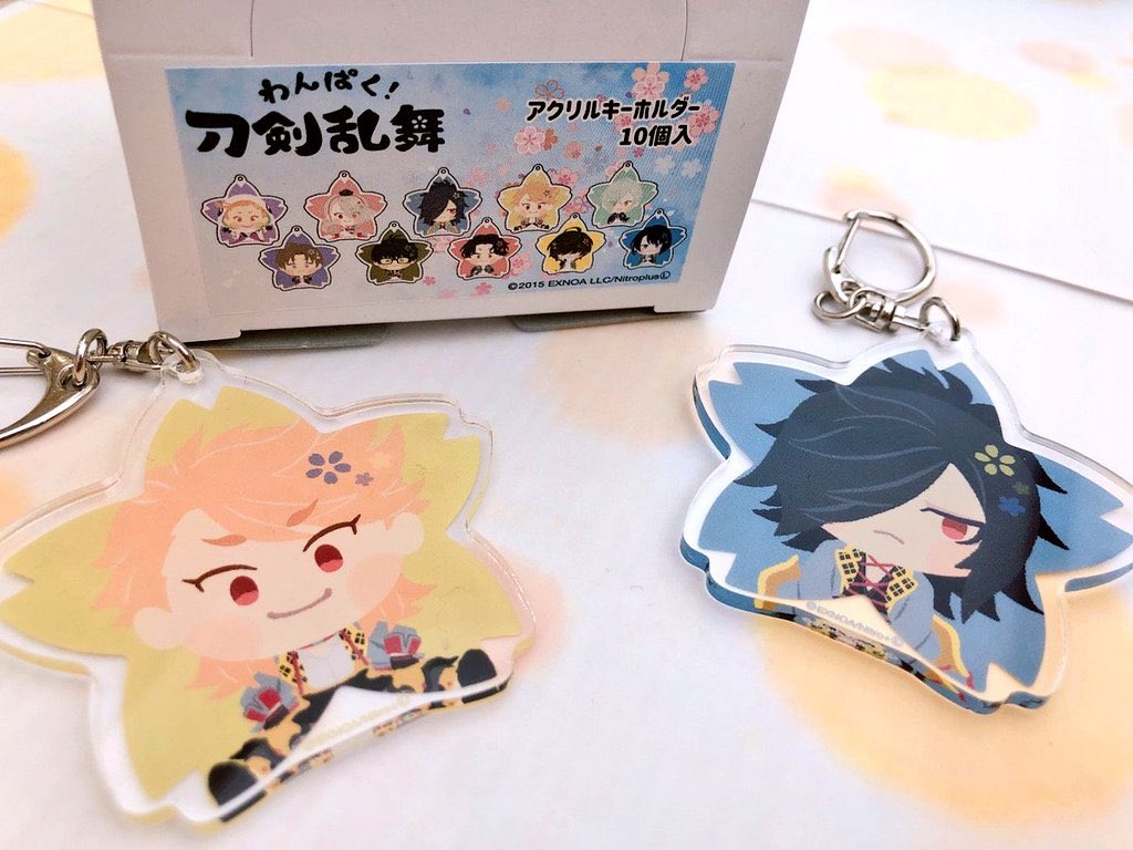 刀剣乱舞　わんぱく Amazon.co.jp: わんぱく！刀剣乱舞 ぬいぐるみ しょくだいきり