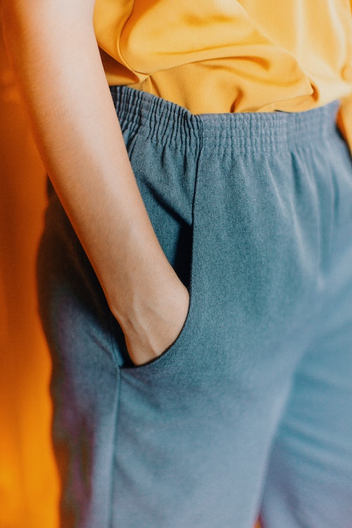 Why Women Should Wear Corduroy Pants In The Winter For A Unique And Stylish Outfit. Take a look at the best way how women can wear corduroy pants in the winter. #fashionblogger #fashion #style bit.ly/35nTxrP