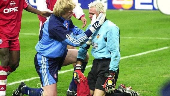 It helps to have a world class keeper behind the defence. Oliver Kahn was that, and oh so much more.I still will not know how he saved Carboni’s spot kick!  This was a goalkeeper who embraced the nickname ‘Titan’ A true fighter, but a compassionate winner.