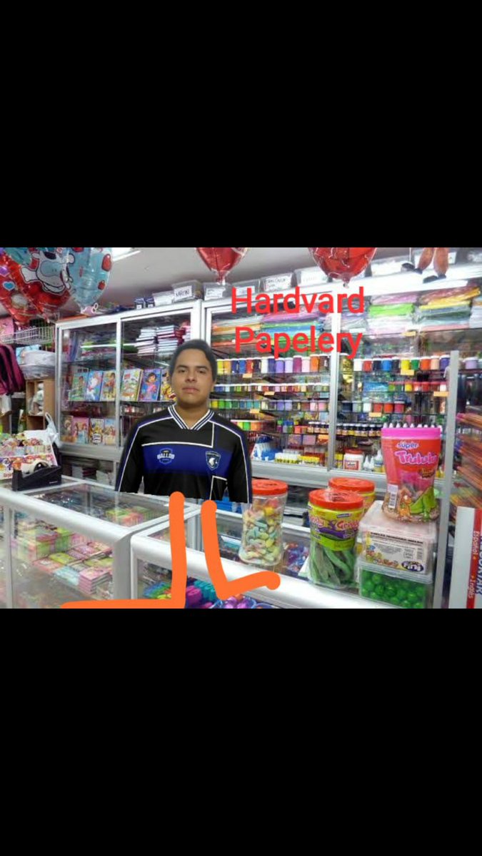 Aquí en la escuela con los panas <a href="/Dennsky1/">Ferna1111111111</a> <a href="/kevin_dani10/">Dan</a> <a href="/jochlimon/">JochLimon</a> y <a href="/Estrada212121/">Estrada2121</a> no sale porque es el encargado de la papelería y estaba ocupado (adjunto evidencia)