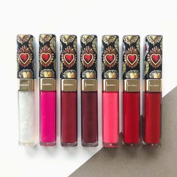 jadorebeaute11's tweet photo. #ComingSoon from #DolceAndGabanna is a high shine lip lacquer in 7 different shades #newmakeup #makeup #beauty #BeautyNews https://t.co/E64ZkluByY
