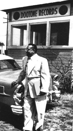 Dootone Records founded by independent music king Dootsie Williams and ended up releasing a series of comedy album for Redd Foxx. Dootone was located at 9512 South Central Ave.