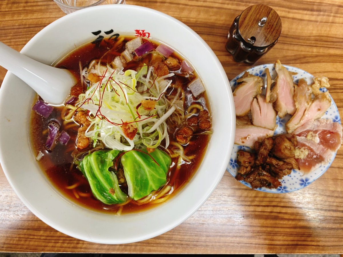 p業界の社畜 午前中にメーカーへ訪問一件 そしてそのまま麺活へ 事前情報で得た今日から始まる限定目当てに 麺屋 福座 秋の麺料理 阿岸の七面鳥を大盛りのもつ入りでオーダー 全てが美味しいんだけど特に別皿提供の胸肉のレアチャーシューは絶品 p業界の社畜 午前中にメーカーへ訪問一件 そしてそのまま麺活へ 事前情報で得た今日から始まる限定目当てに 麺屋 福座 秋の麺料理 阿岸の七面鳥を大盛りのもつ入りでオーダー 全てが美味しいんだけど特に別皿提供の胸肉のレアチャーシューは絶品