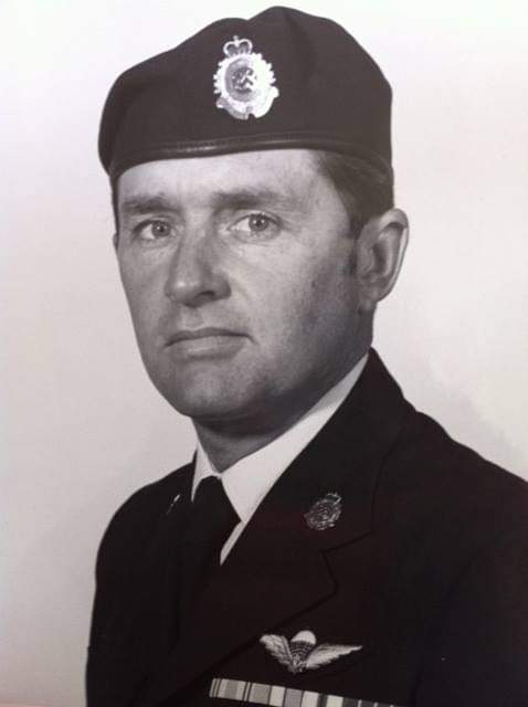 lucaskenward's tweet photo. I Remember our service #ExCoelis #OfficiumSuperOmnia #ParatiVeroParati @RoyalCanNavy @CanadianArmy https://t.co/pLtayv6ati