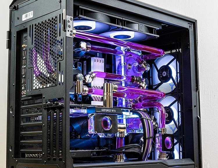 ModMyMods's tweet photo. Some beautiful stuff going on in there!
Created by our good friend @pcwerkz
#Watercooling #Watercooled #hardtube #hardtubing #petg #ekwb #EKWaterblocks #purple #blue #custombuild #tforce #Thermaltake #GPU #Waterblock #RTXon #Nvidia #TOUGHRAM #TT #PC_Werkz https://t.co/cAHC9tNuQi