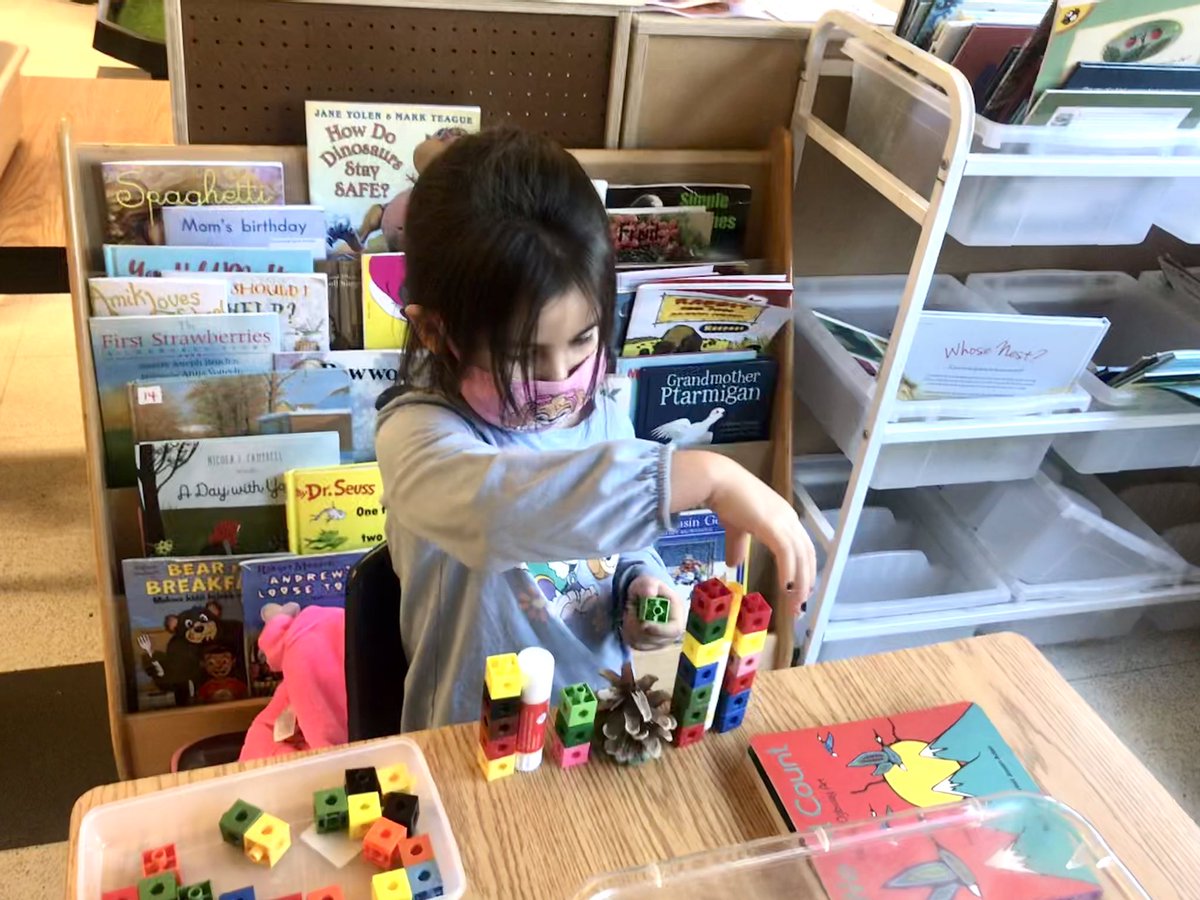123Coady's tweet photo. In Kindergarten we’ve been learning about different methods of measurement, focusing on length/height, capacity and weight. @KWSS_TDSB @SuzyArruda4 @tdsb @EarlyYearsTDSB @TDSBmath411 #handsonlearning #Kindergarten #earlyyears https://t.co/y2G009PeKg