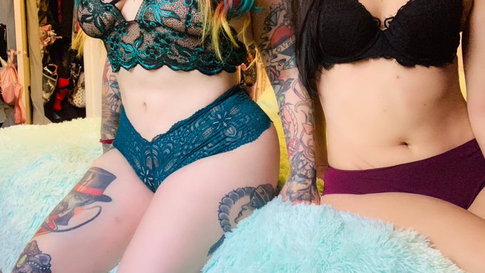 Going live tomorrow morning on OF  Cum watch me get ready for my day 🥵 Link in bio https://t.co/C9P9<a href="/tag/mvsales"class="tags"><span>#mvsales</span></a>