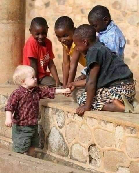 coosta203's tweet photo. No one is born racist. https://t.co/CCJtEjti91