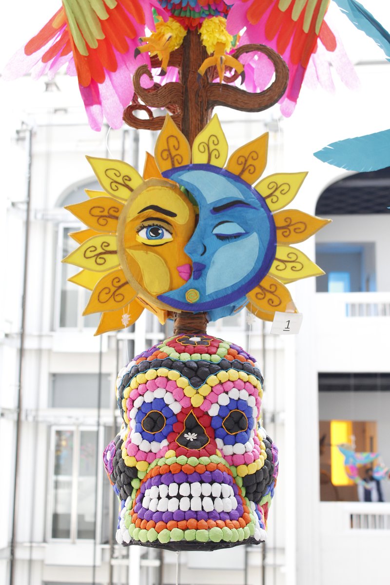 map_mexico's tweet image. Hay una increíble fiesta de colores y formas en el patio de nuestro recinto. ¡Anímate a conocer a las piezas participantes en el Decimocuarto Concurso de Piñatas, 2020! 

Disfruta de todas las propuestas y compártenos imágenes junto a tu favorita.