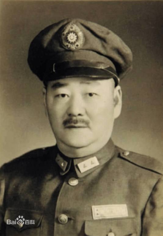 64) General Liu Zhi, another classic example of Nationalist commander who peaked early-mid career, then became progressively and ultimately completely useless, by the time he became defending commander of Xuzhou Bandit Suppression HQ, in lead-up to Huaihai Campaign of 1948-49.